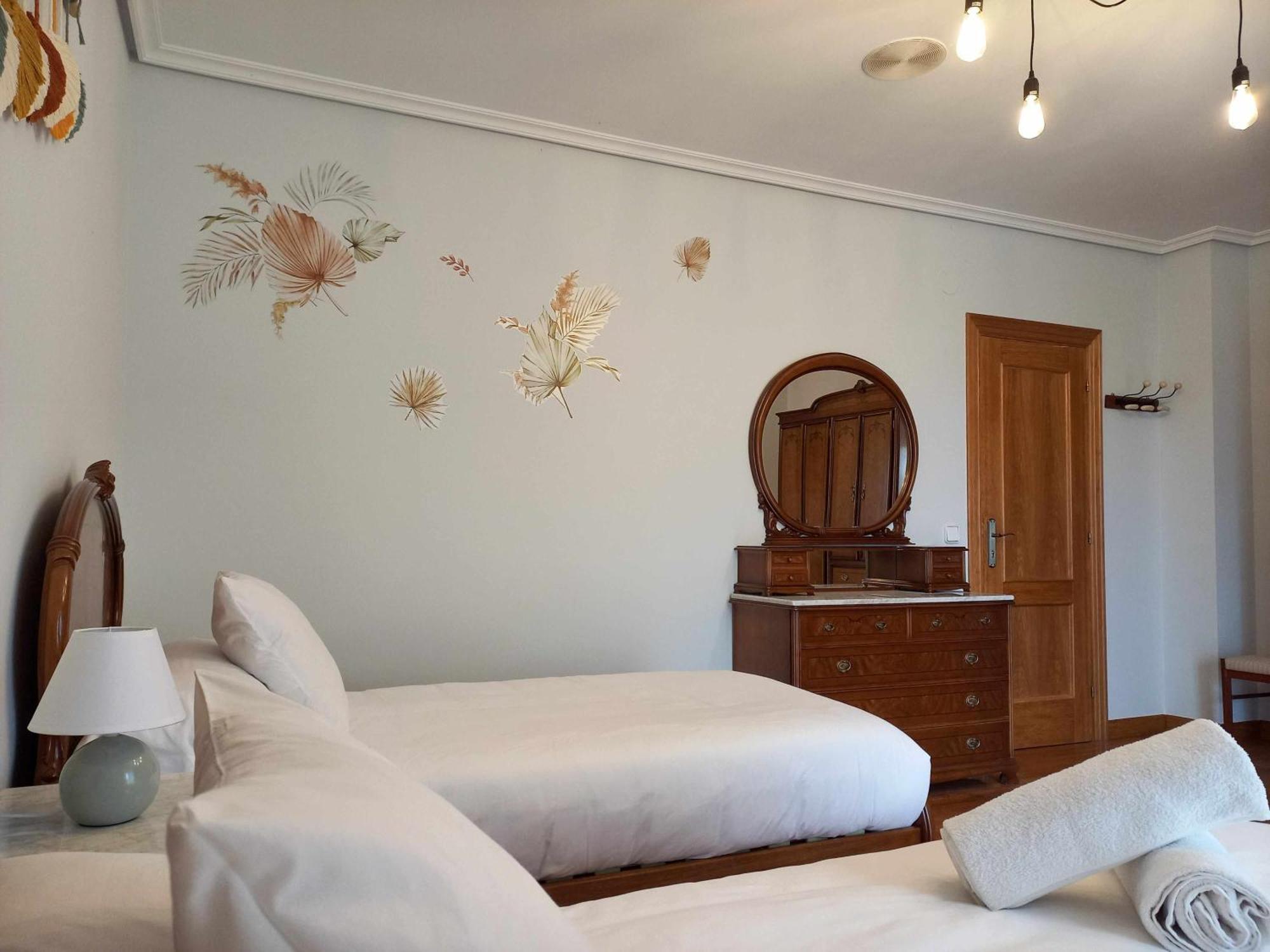 Casa Albaitar Con Piscina Y Sala De Juegos Azcona المظهر الخارجي الصورة